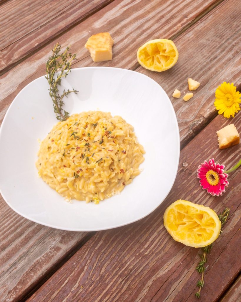 Smoked orzo with flowers